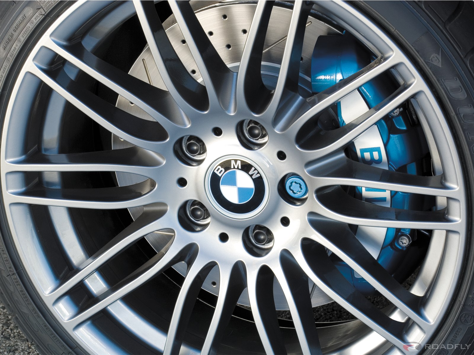 Click image for larger version

Name:	bmw-tii-concept-rim-caliper.jpg
Views:	77
Size:	364.9 KB
ID:	503568